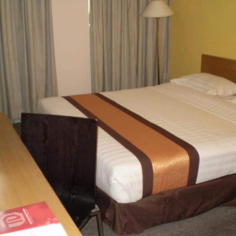 Tang Dynasty Lodge Tuaran - photo 18