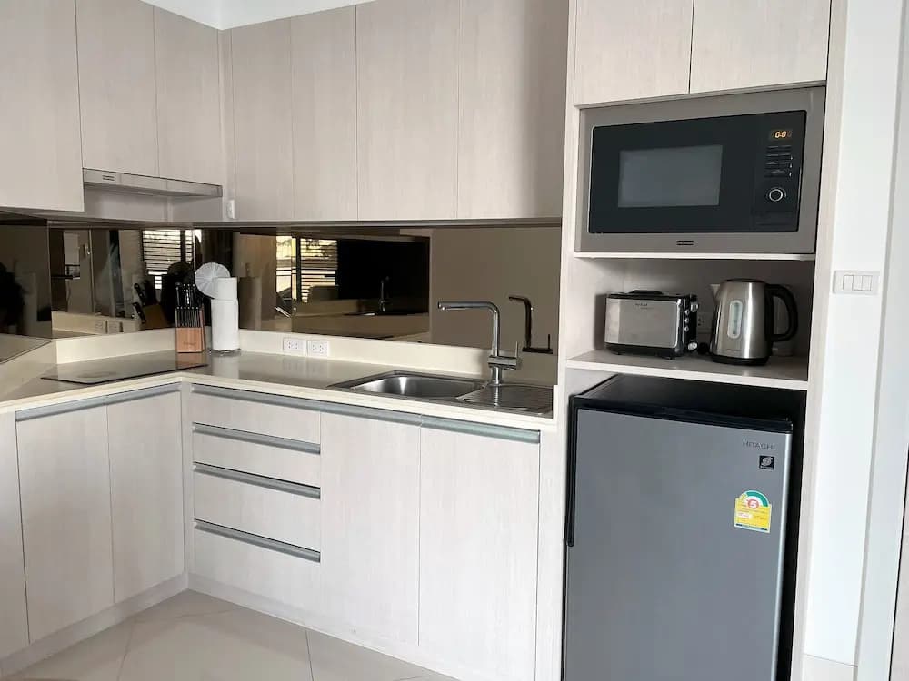Modern apartment at Cassia by Lofty - photo 14