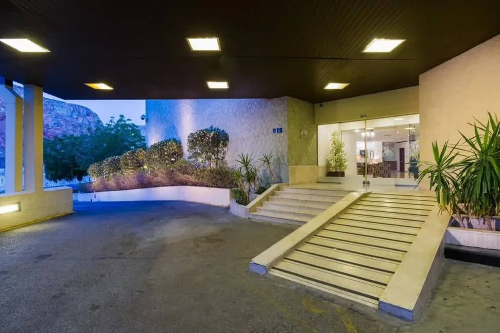 Tulip Inn Downtown Muscat - photo 16