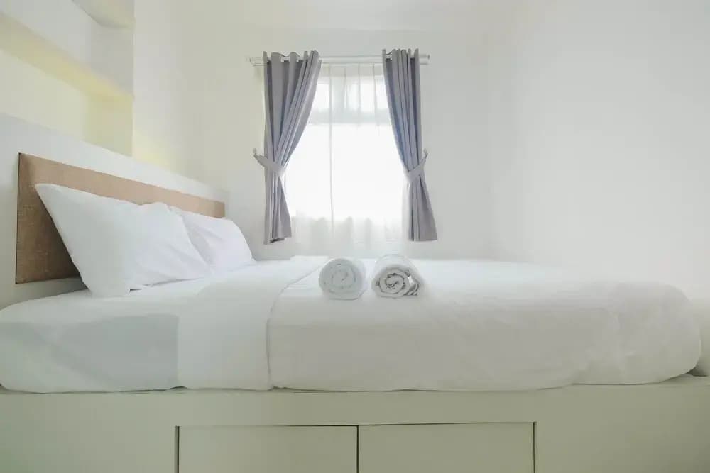 2BR at Green Pramuka Apartment with Mall Access - photo 3