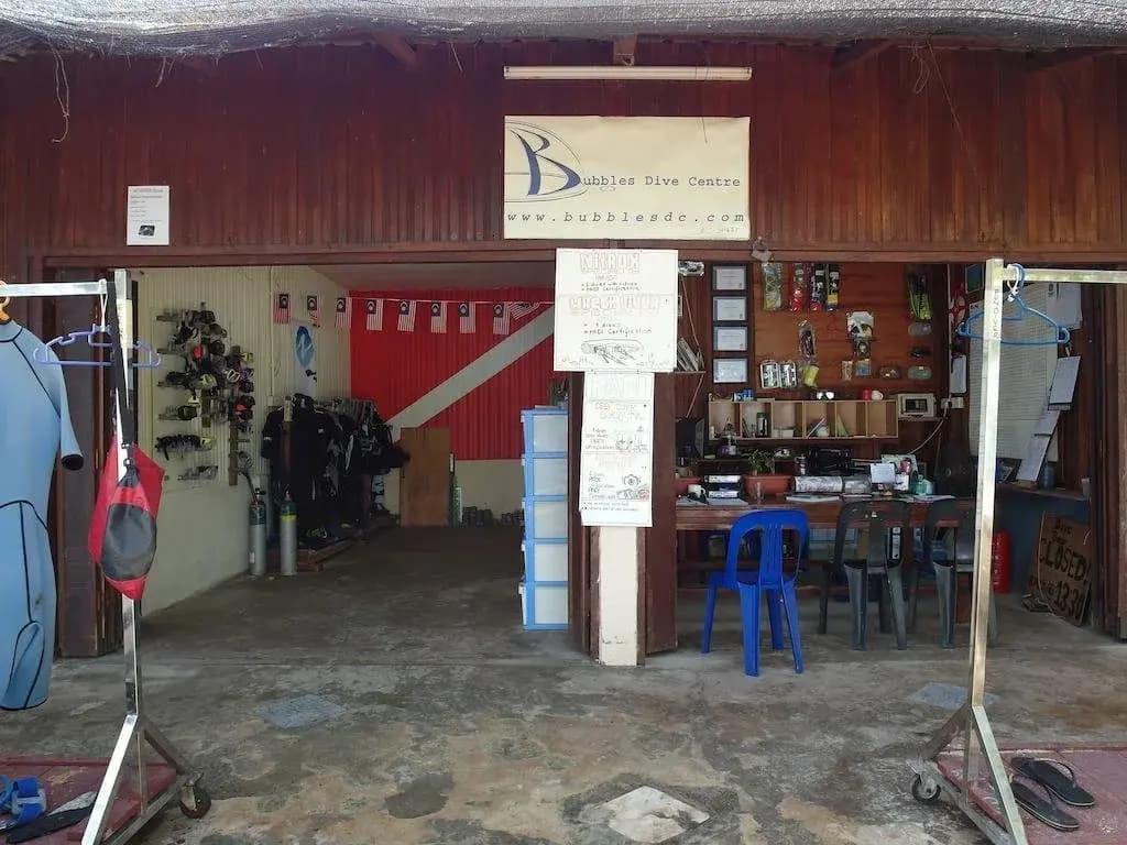 Bubbles Dive Resort - photo 9