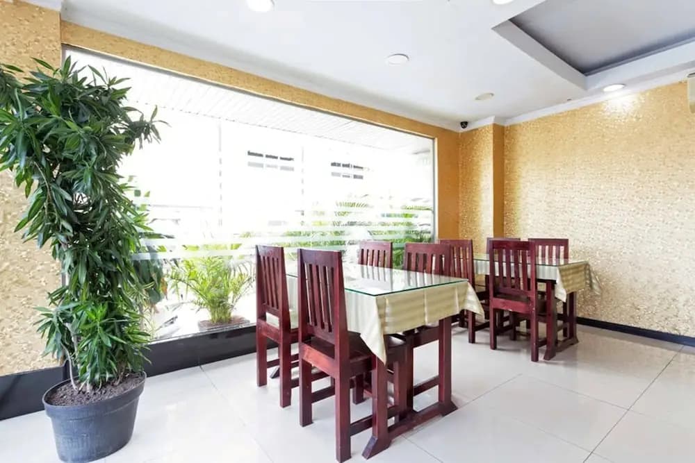 Hotel O Tanjung Duren Near Mall Citraland - photo 21