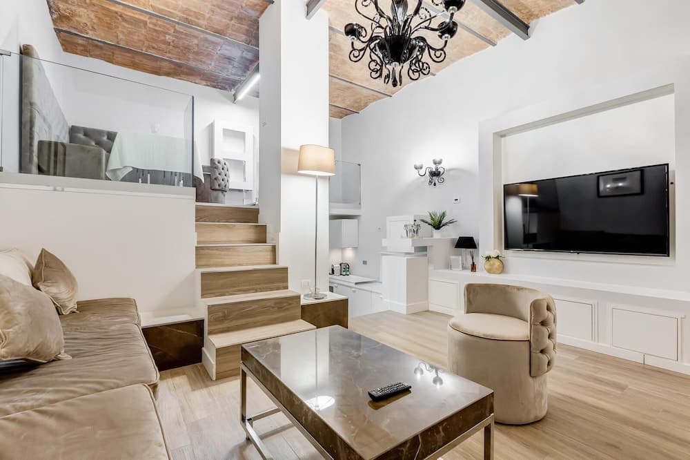 Spanish Queen Apartment - photo 18