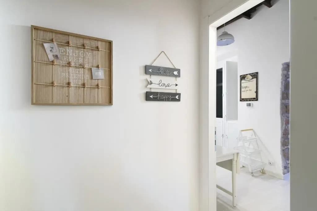 White Ostilia Apartments - photo 9