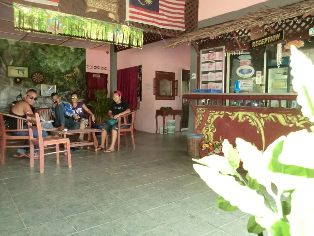 Riverside Beach Chalet - photo 11