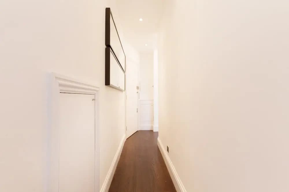 2 Bdr Queens Gardens by the Residences - photo 13