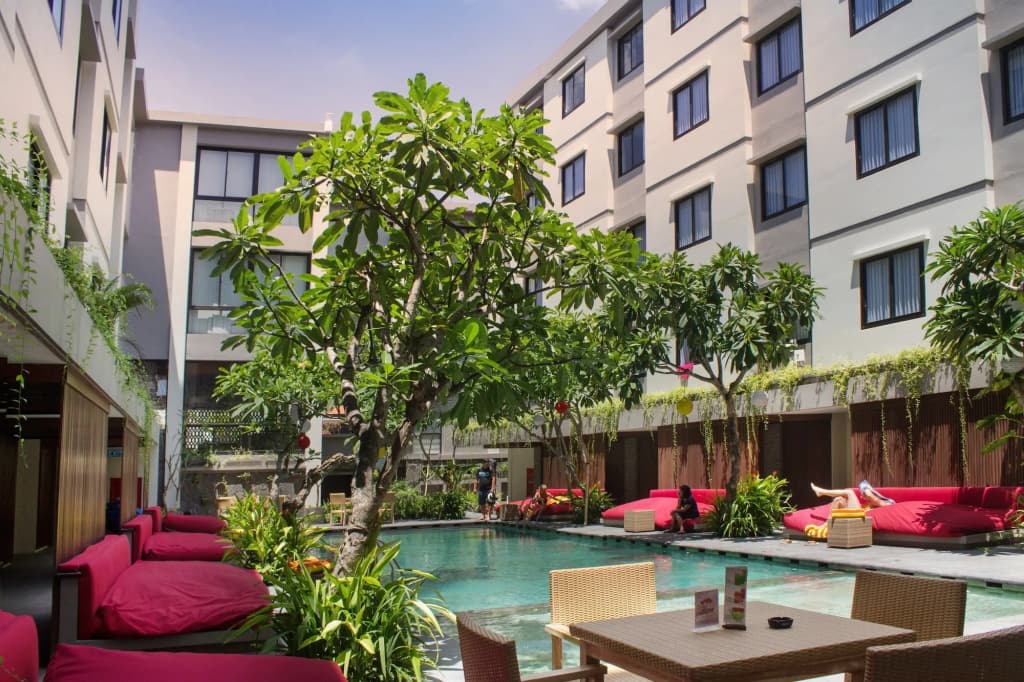 Hotel Dafam Savvoya Seminyak - photo 18