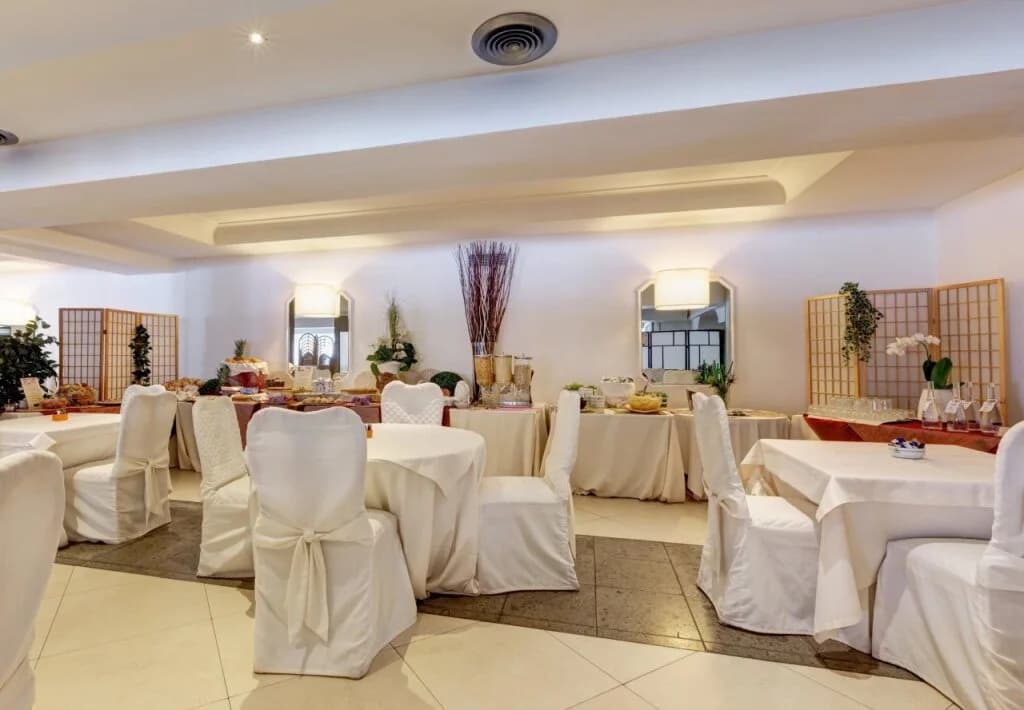 Hotel Aris Garden - photo 28