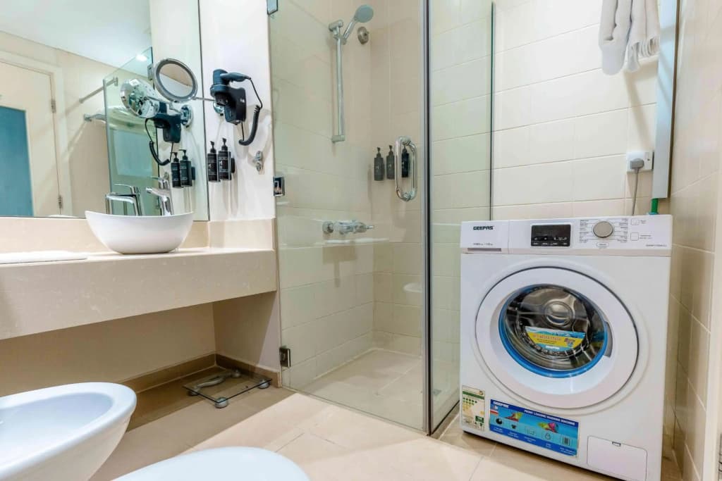 Metropolitan Al Mafraq Hotel - photo 32