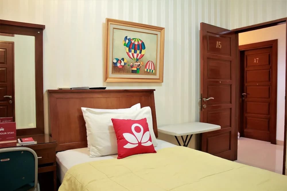 ZEN Rooms Setiabudi 9 - photo 11