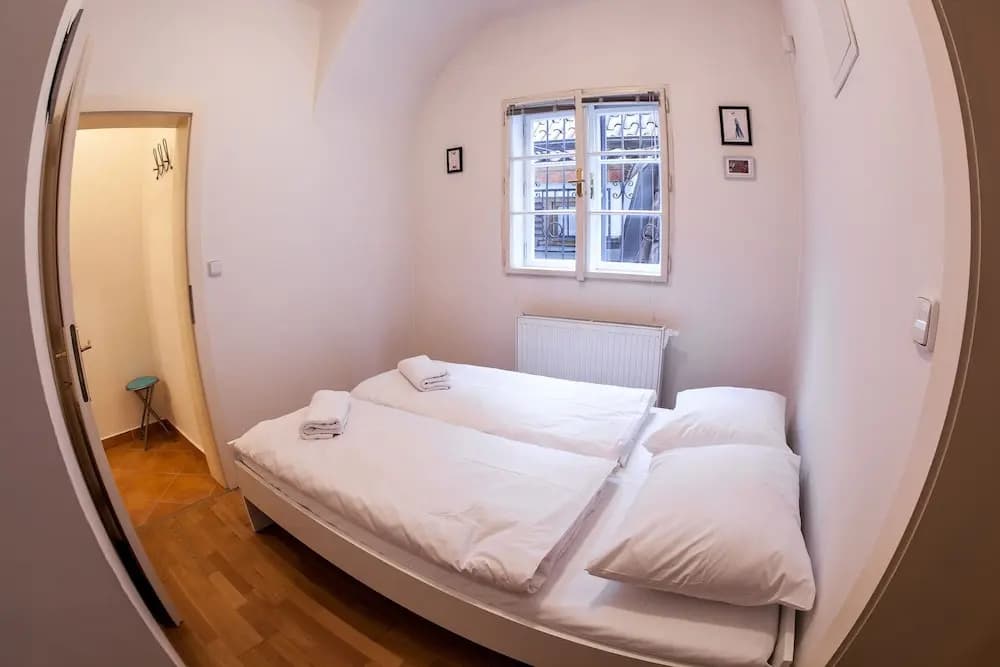 St. Nicholas Church view apartment - photo 4