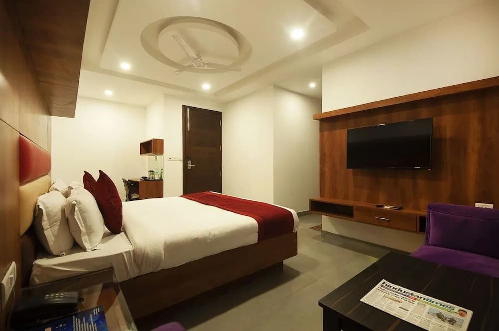 Hotel Urban Luxury - photo 7
