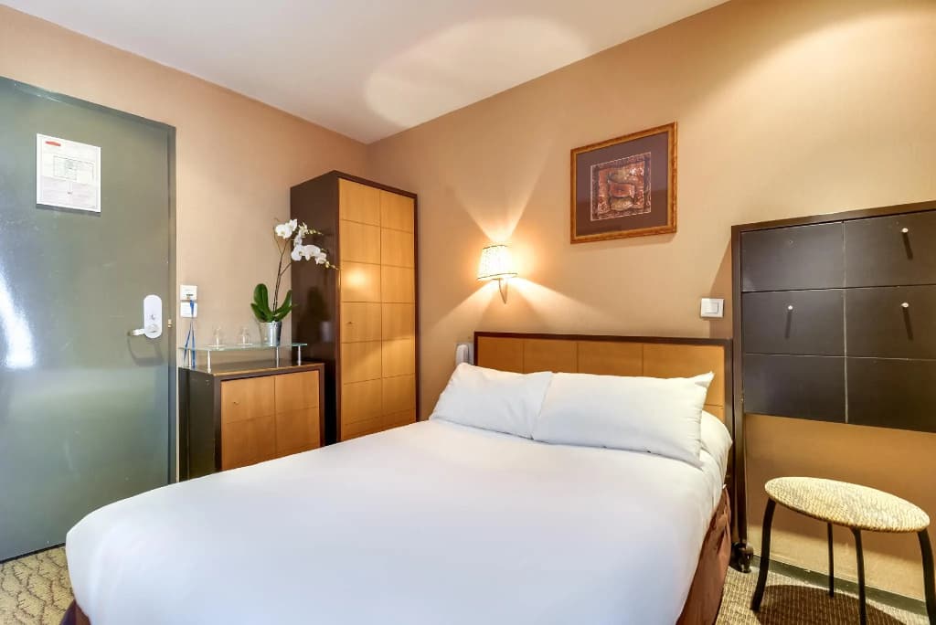 Kraft Hotel - photo 2