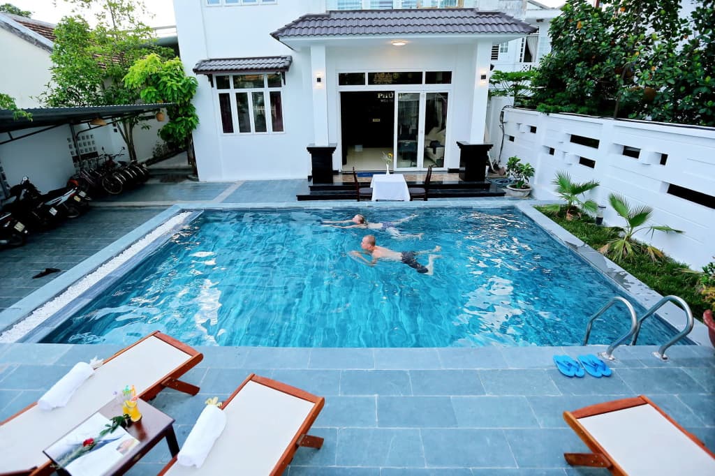 Well-To-Do Villa - photo 13