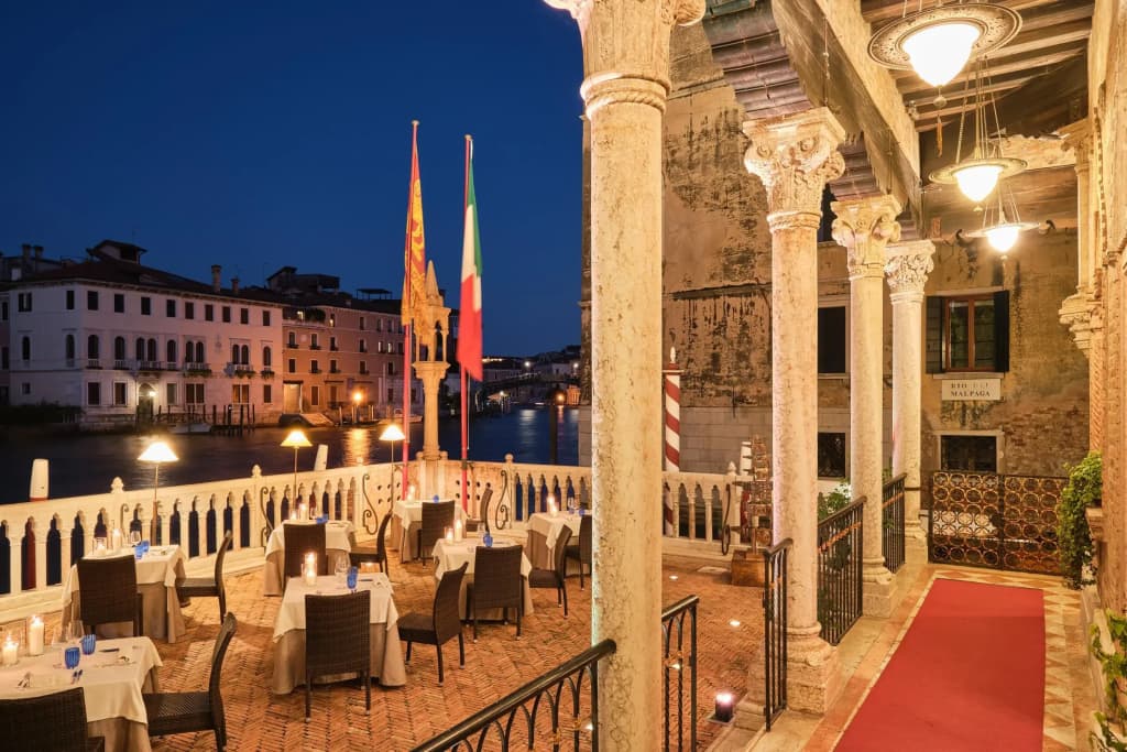 Hotel Palazzo Stern - photo 36