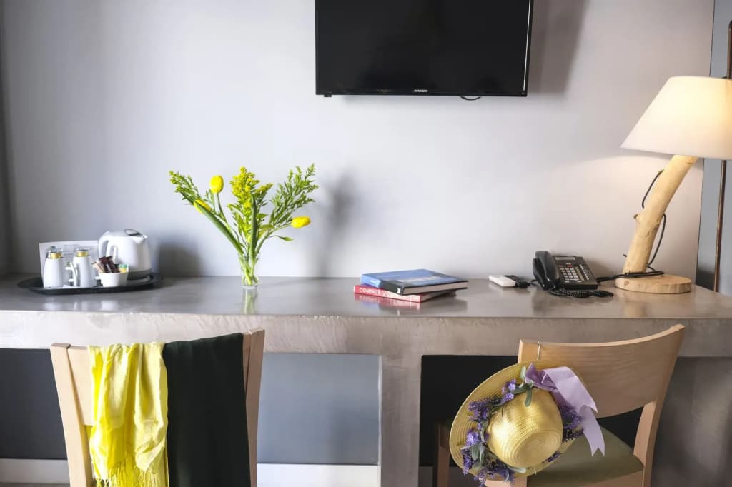 Lotus Center Apartments - photo 4