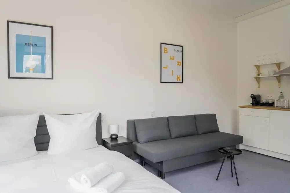 Apartmenthaus Berlin Neukölln - photo 6
