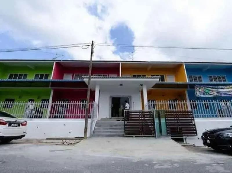 Greenpeace Guesthouse - main photo