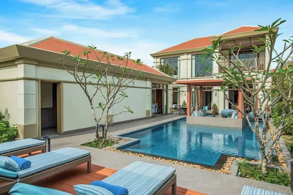 Luxe 5 Star Villa Private Pool Resort Access - photo 4