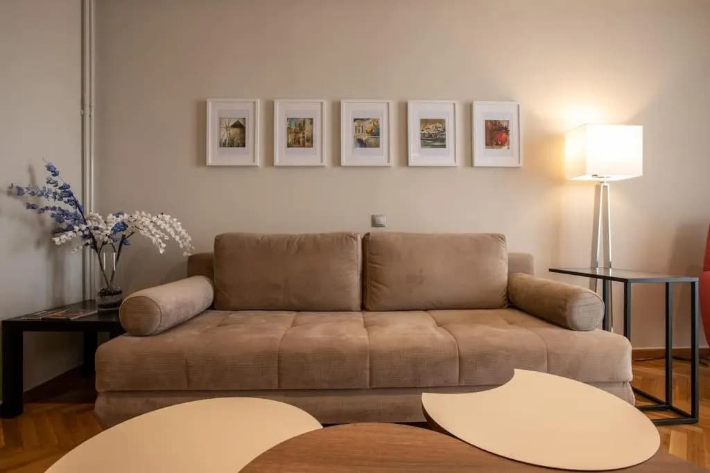 Luxurious 4 bdrm+3 bath Apt in the heart of Athens - photo 11