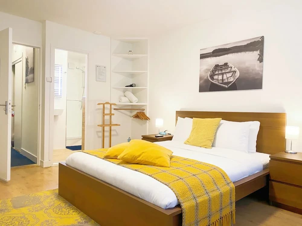 Guesthouse Citydrop, Amsterdam Flower Market - photo 3
