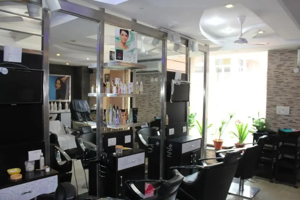 Hotel Persona International - photo 27