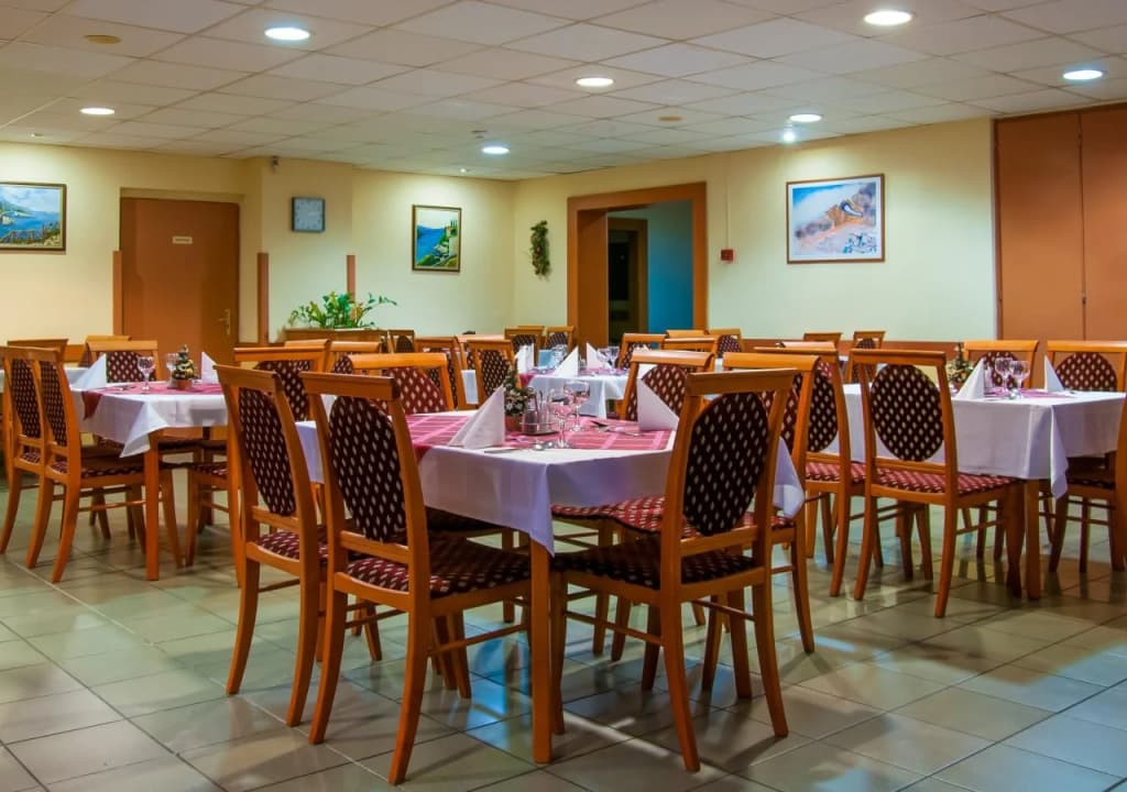 Hotel ben - photo 9