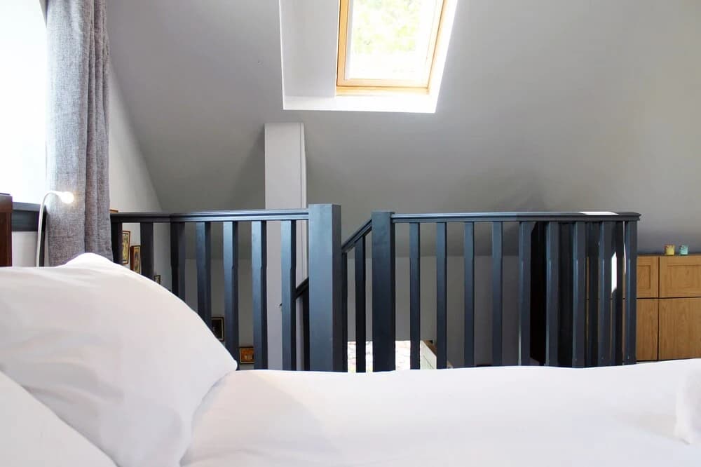 Silver Lining - Loft Studio with Parking - photo 2