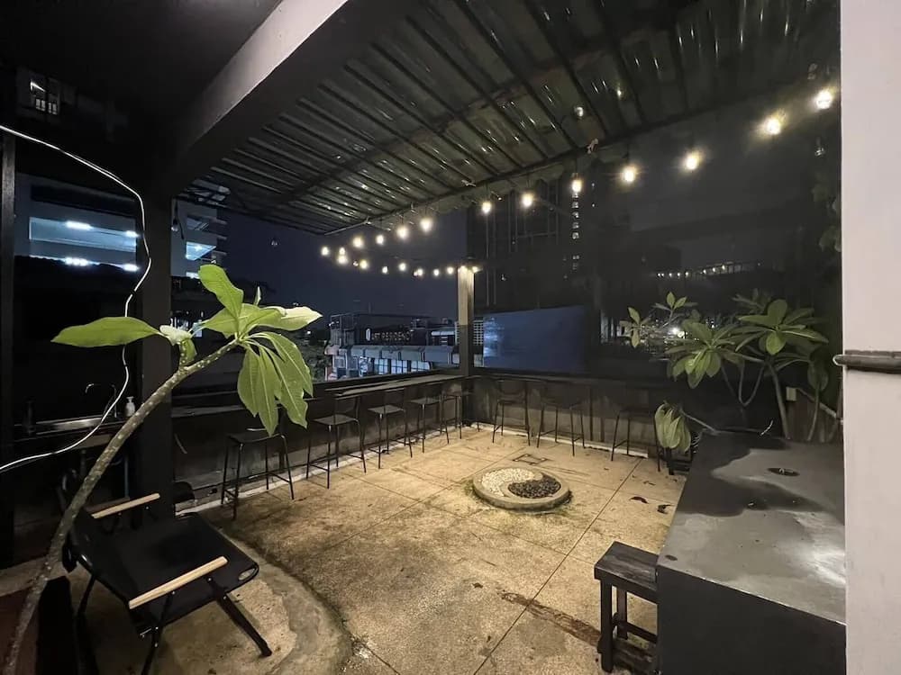 comfy crib hostel - photo 17
