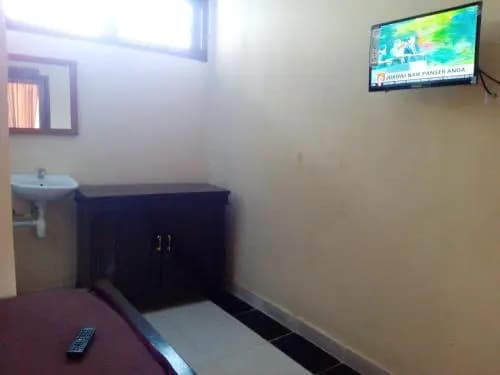 Bayudya Hostel - photo 9