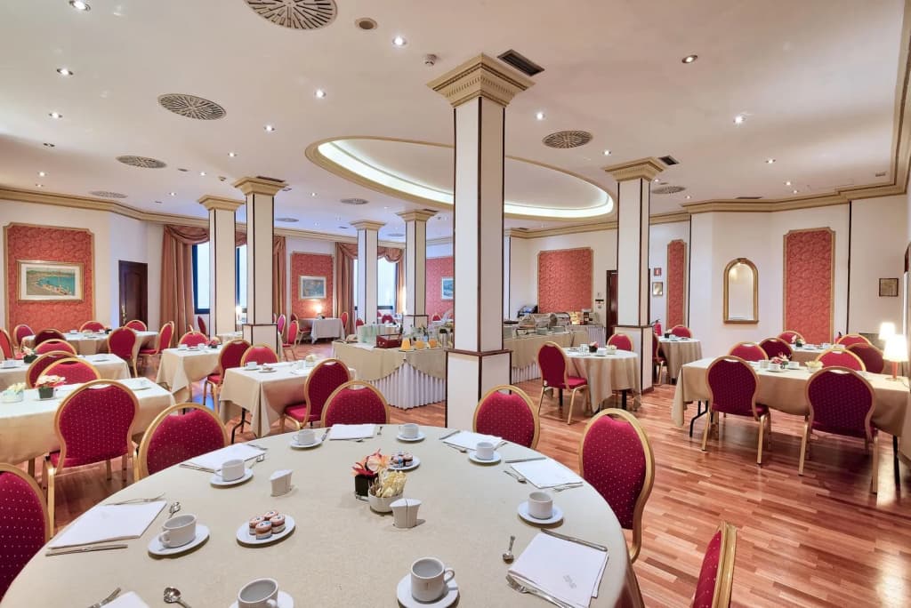Hotel Roger de Lluria Barcelona - photo 16