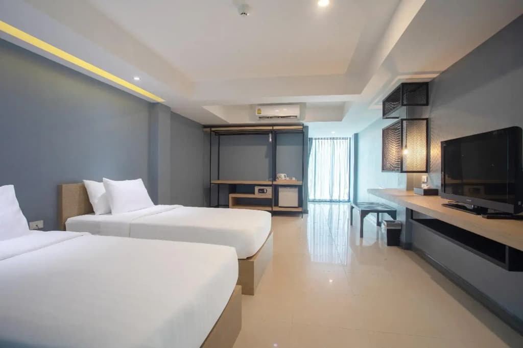 Nora Lakeview Hotel - photo 24