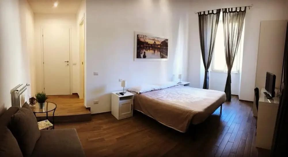 White King Rooms - photo 3