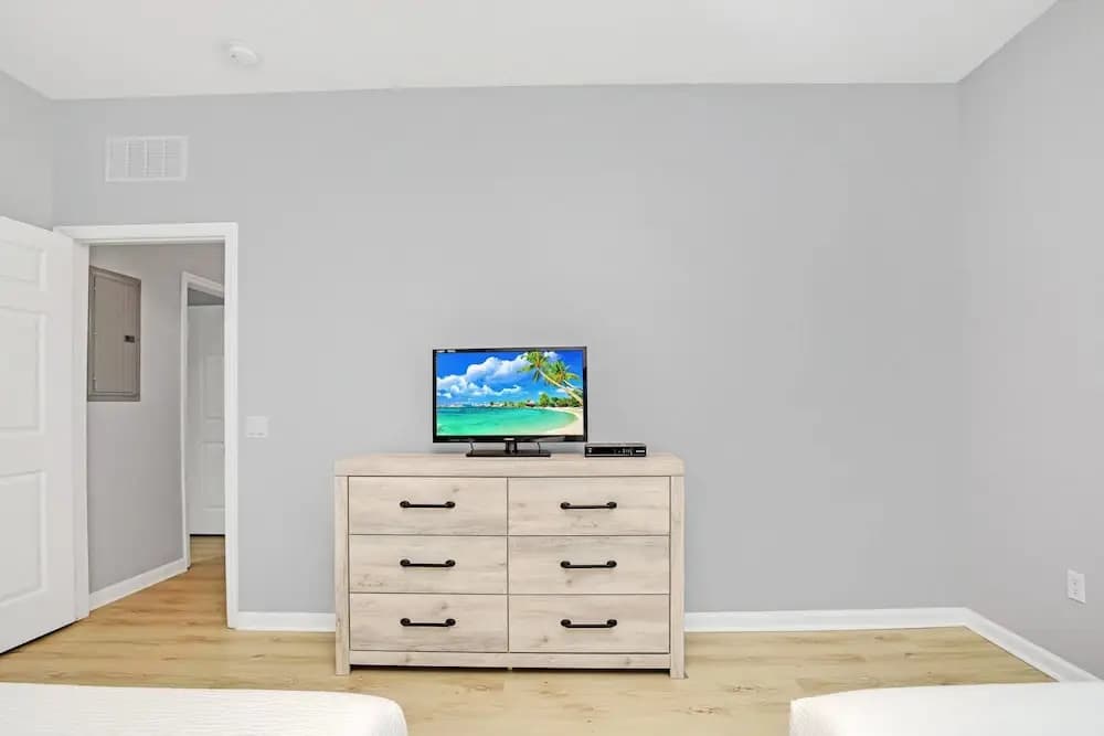 Luxurious 3BD Home Close to Convention Center and Themed Parks! #3vc209 - photo 3