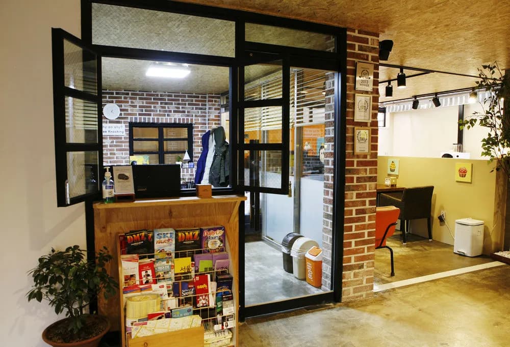 Travelers Planet Studio Type Hostel - photo 24