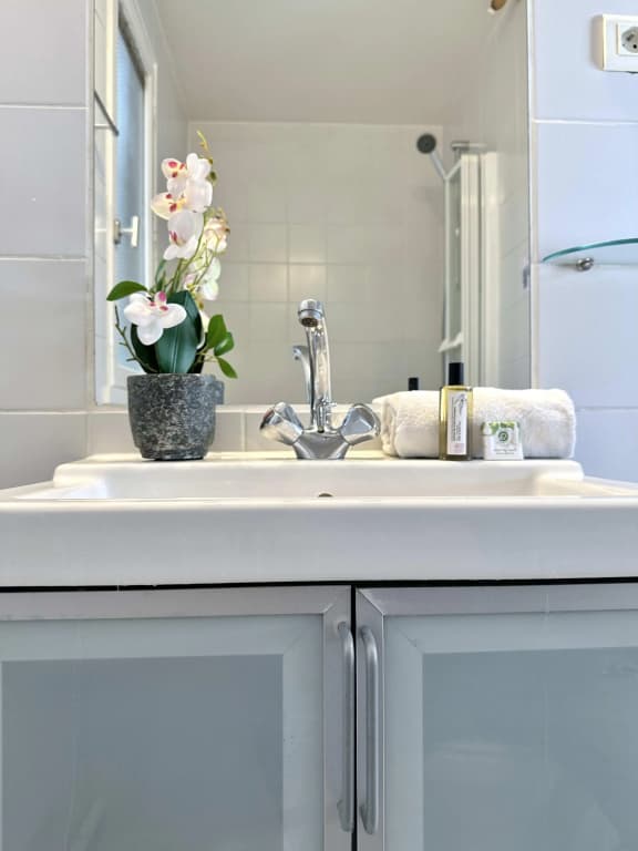 1622 - Le marais - Charming flat - photo 9