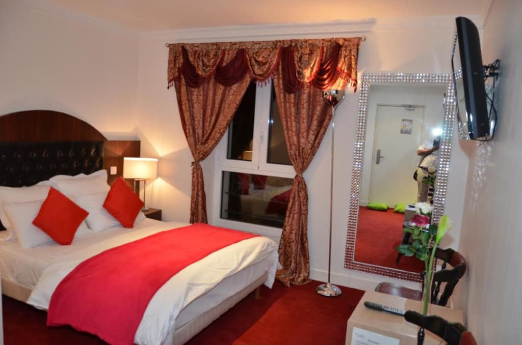 Regina Montmartre Hotel  - photo 30