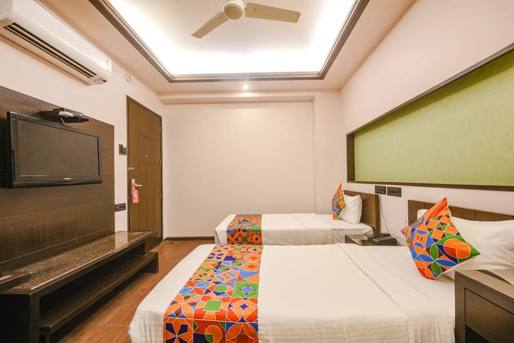 FabHotel Aashraye - photo 4