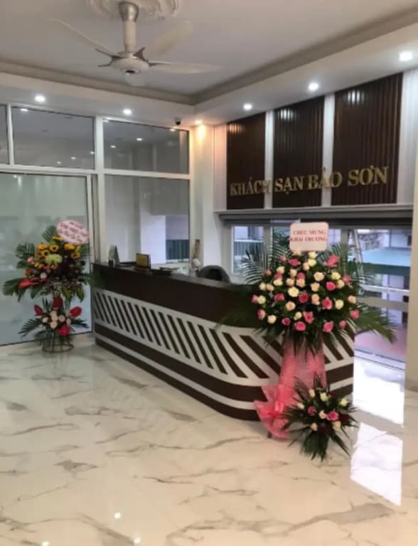 Thang Long Guesthouse - photo 8