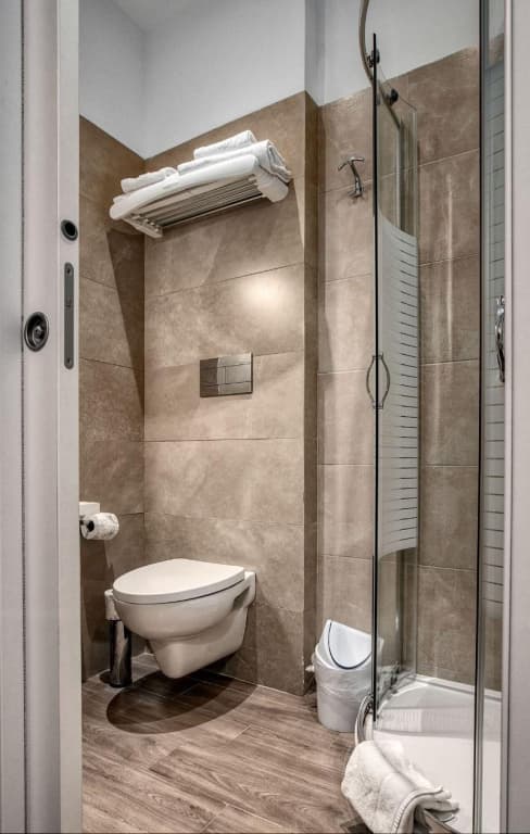 Trevi Qq Rooms - photo 15