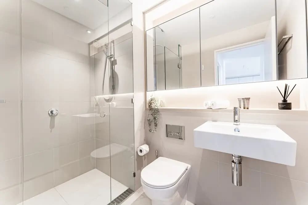 2-bed With Harbour Views & Outstanding Amenities - photo 6