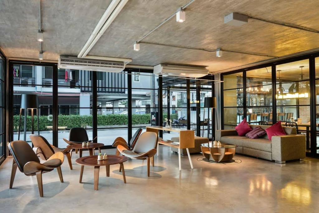 De Botan Srinakarin Hotel & Residence - photo 25