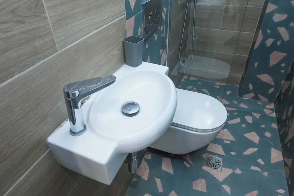 Panormou Modern Elegant 3 Bd Balcony Apt - photo 8
