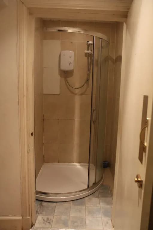 Scottish Apartment - photo 14