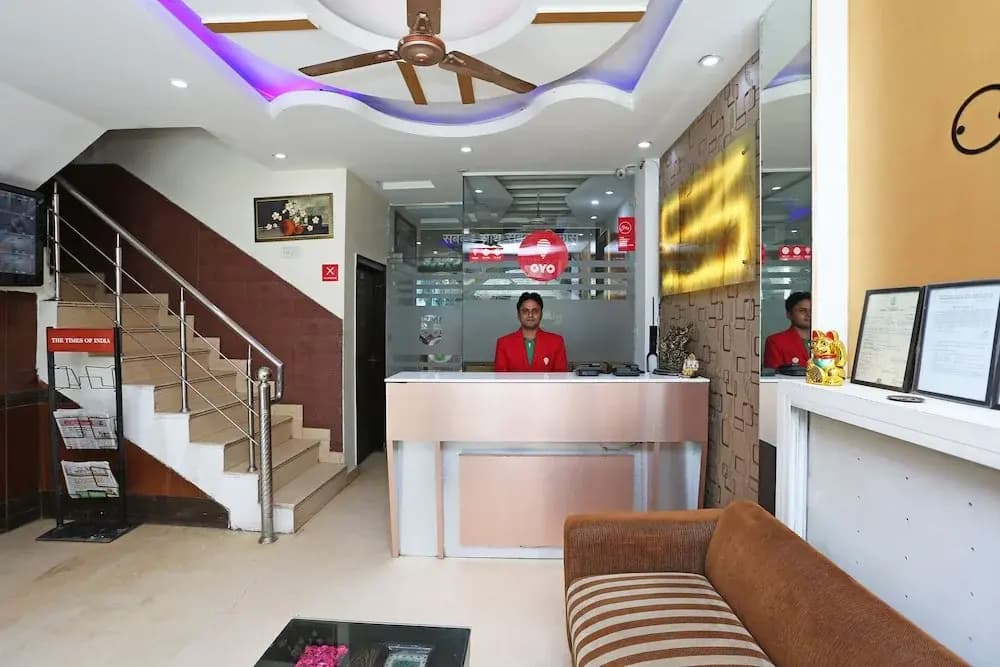 OYO 9042 Hotel Jai Balaji - photo 2