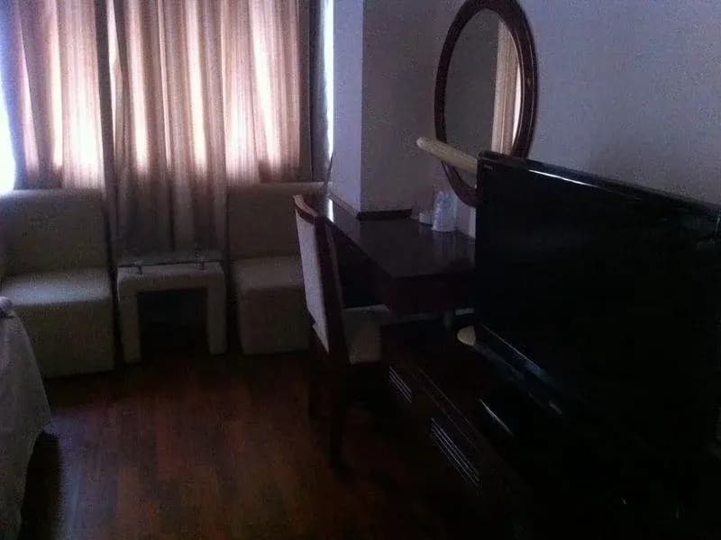 Long Anh Hotel - photo 3