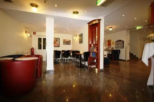 Suite Hotel 900 m zur Oper - photo 18