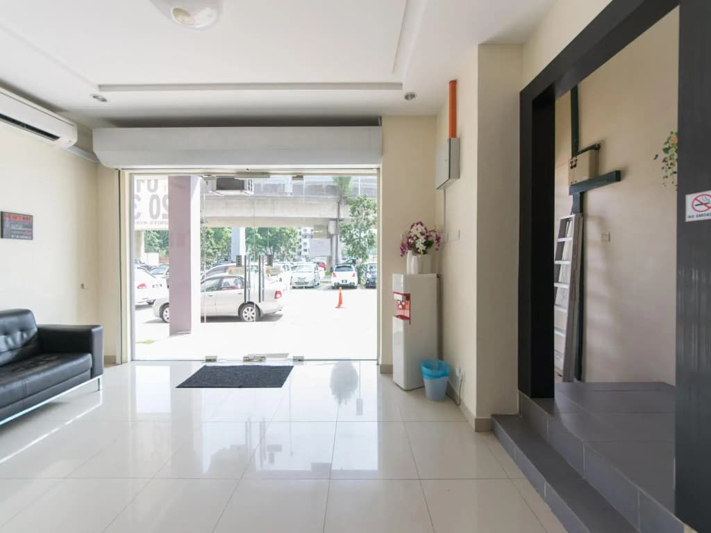 OYO 131 Dejaya Hotel Kota Damansara - photo 4