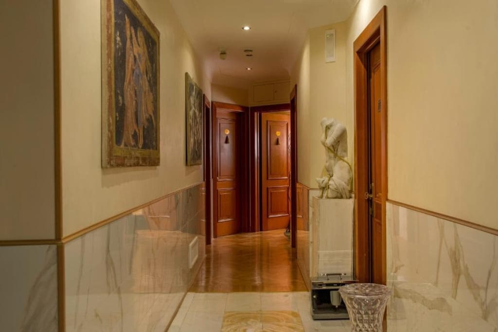 Luxury Rooms H 2000 Roma - photo 15