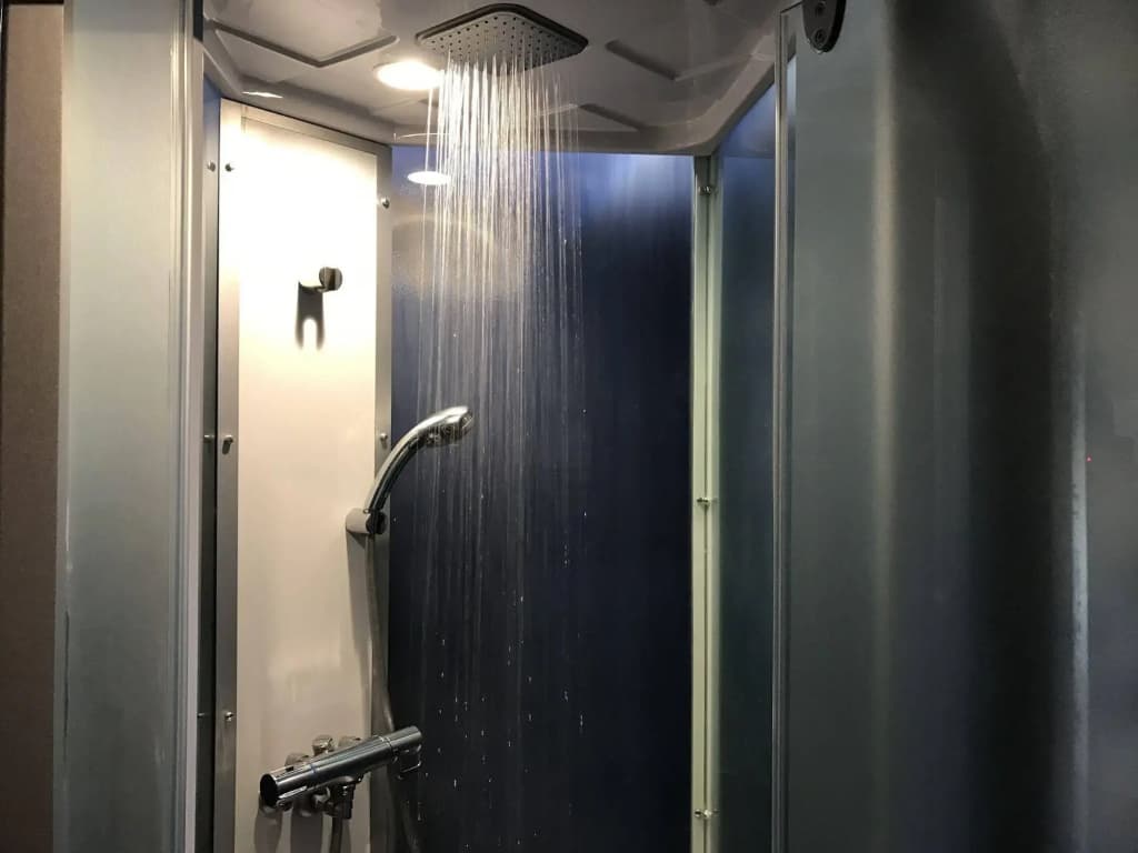Capsule Inn Shimbashi - Men Only - photo 7